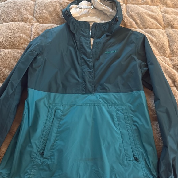 Marmot Jackets & Blazers - Marmot rain jacket